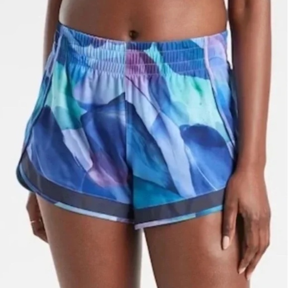 Athleta Printed Mesh Racer Run Shorts Size 1X - Picture 1 of 5